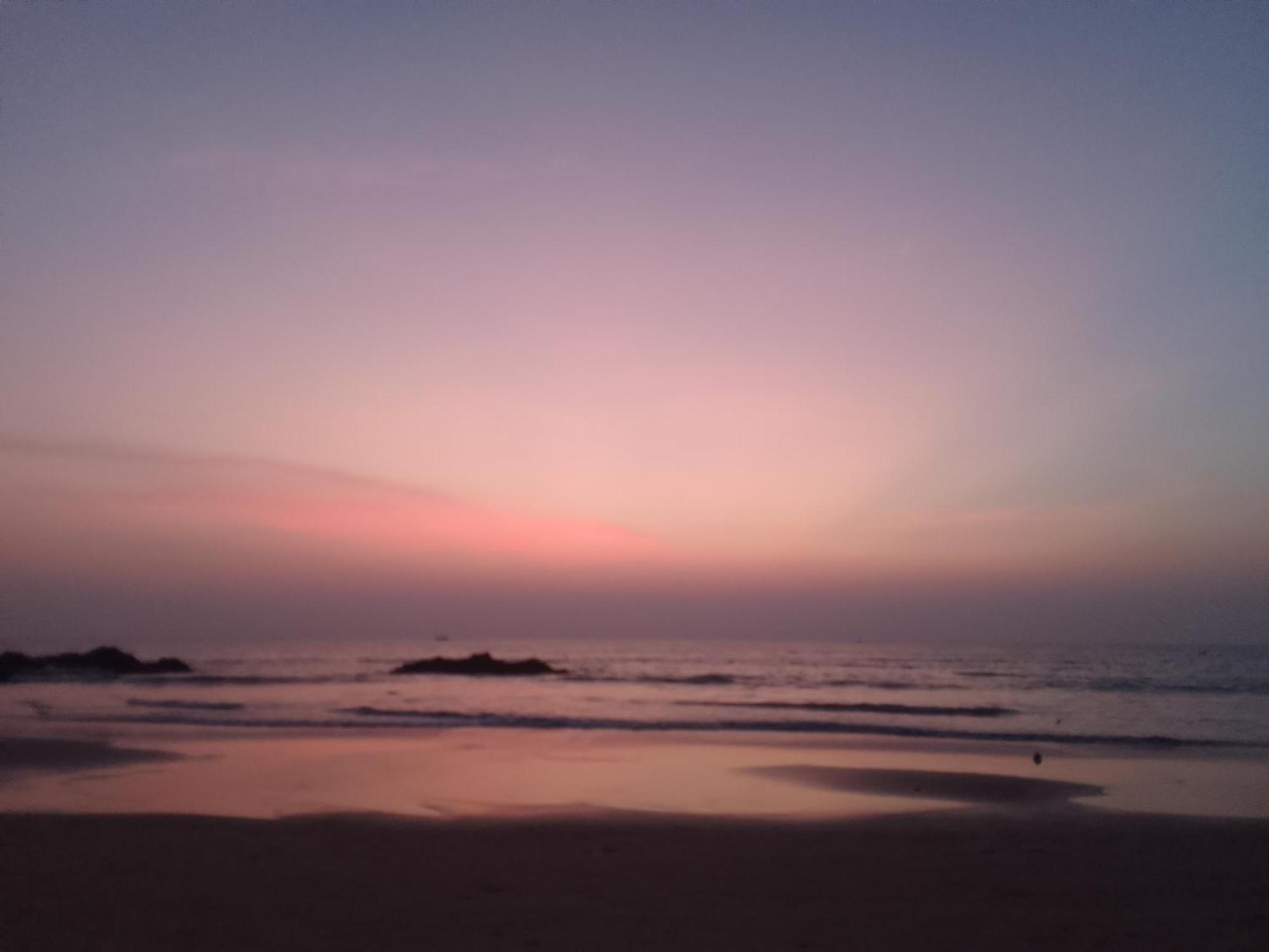 Peaceful Rooms At Pande Residency Patnem Beach Exterior foto